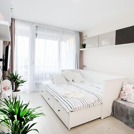 Silver Lodge Ezuestpart Apartman Шиофок Экстерьер фото