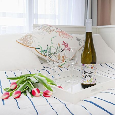 Silver Lodge Ezuestpart Apartman Шиофок Экстерьер фото